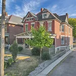 4 Bed Townhome Near Goodale Park