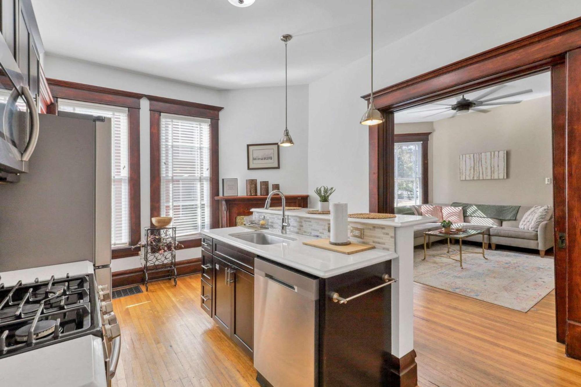 4 Bed Townhome Near Goodale Park Ferienhaus Columbus