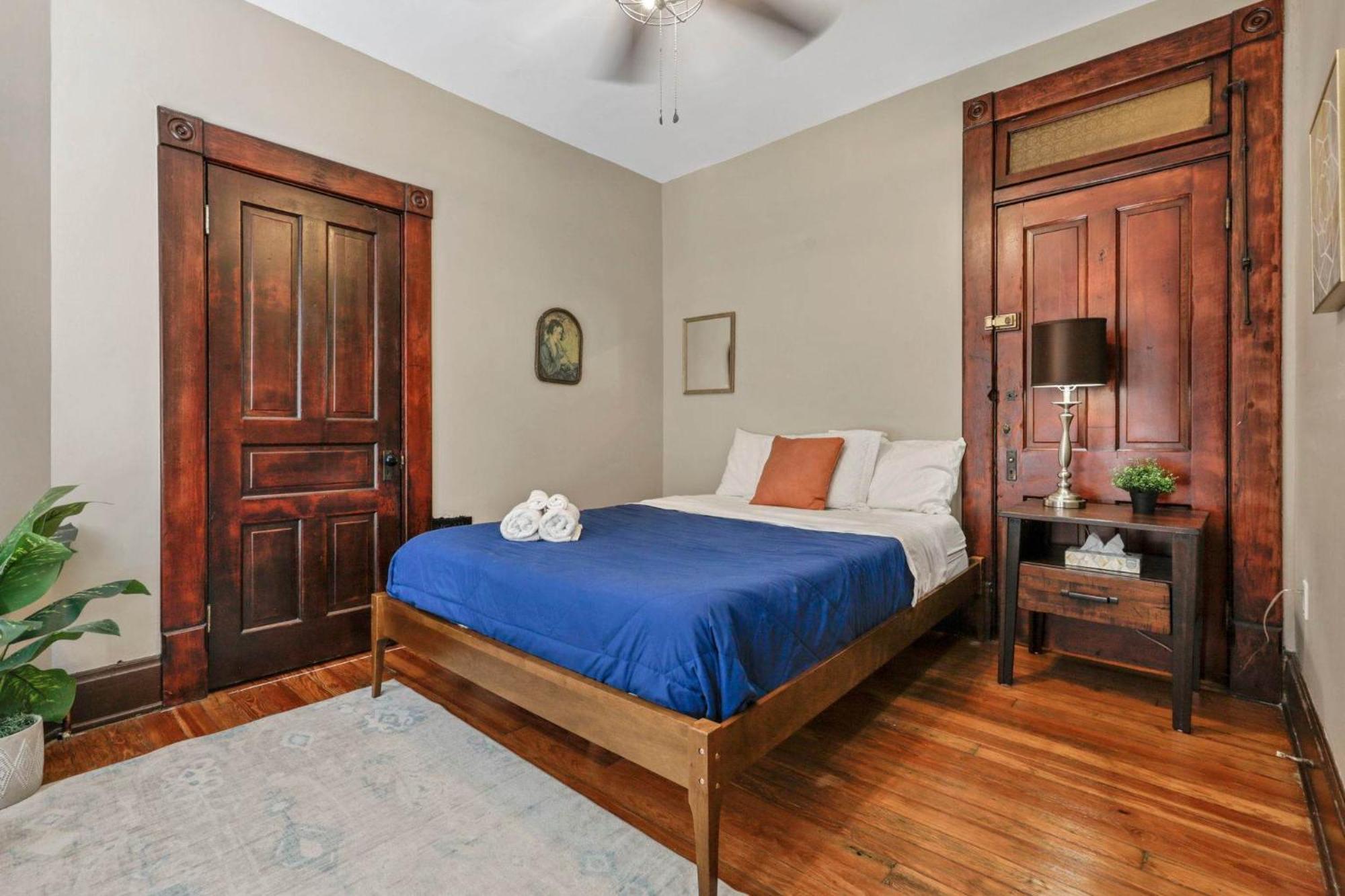 4 Bed Townhome Near Goodale Park *