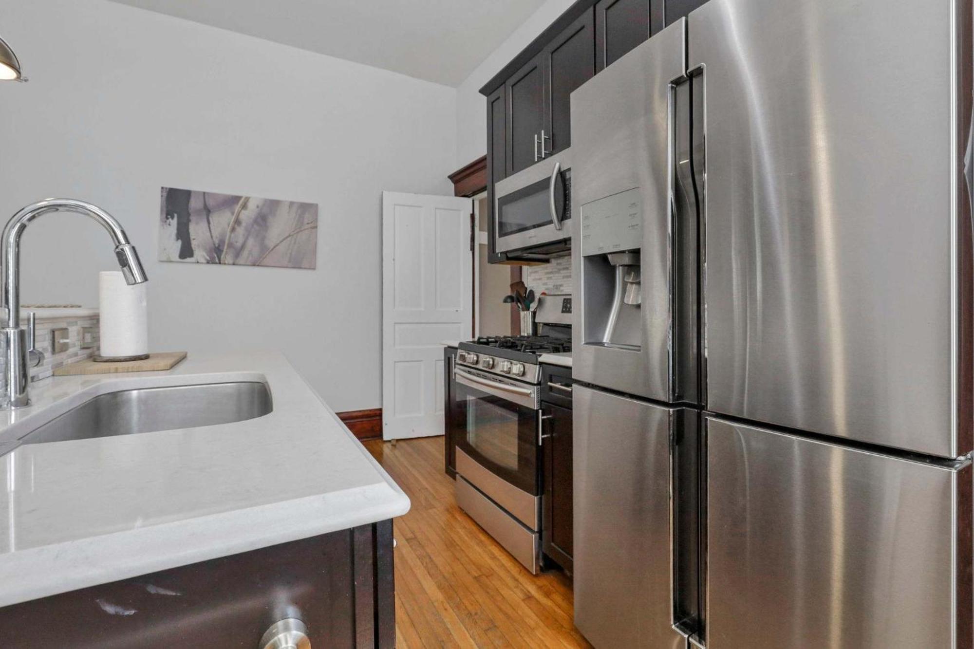 4 Bed Townhome Near Goodale Park Columbus