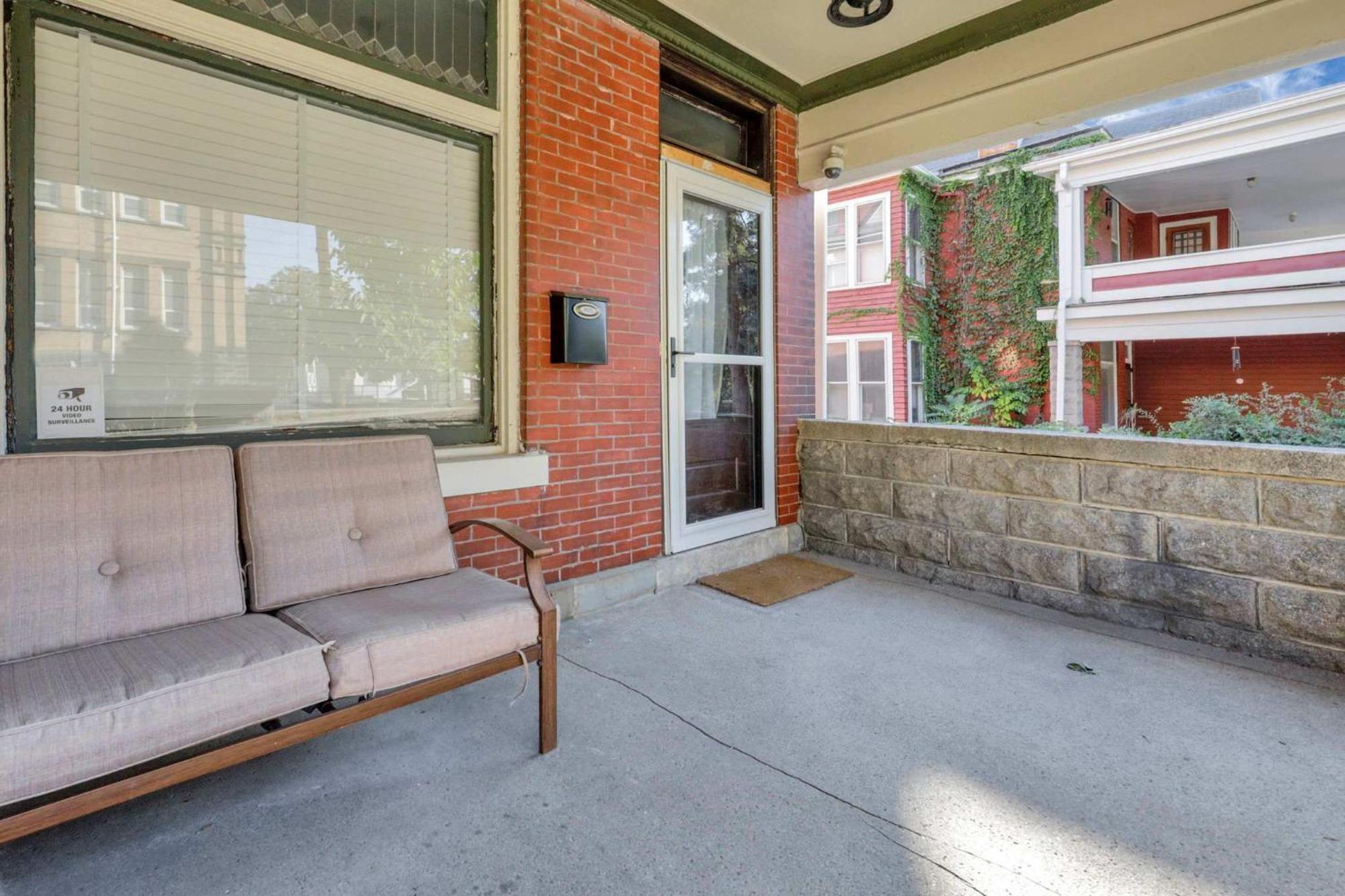 4 Bed Townhome Near Goodale Park Holiday home Columbus
