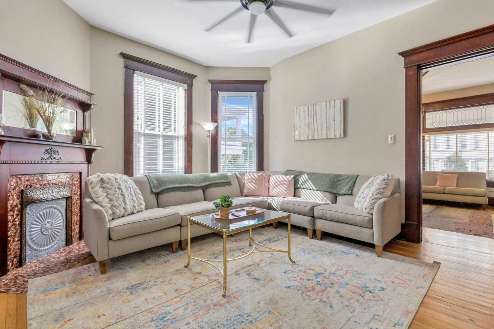 4 Bed Townhome Near Goodale Park * Columbus